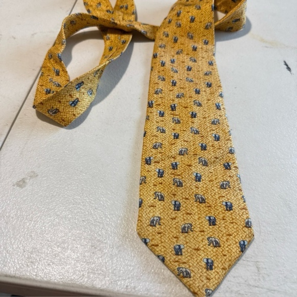 Raffaello Roma  elephants 100% Silk Tree Multi Color Tie Made In Italy